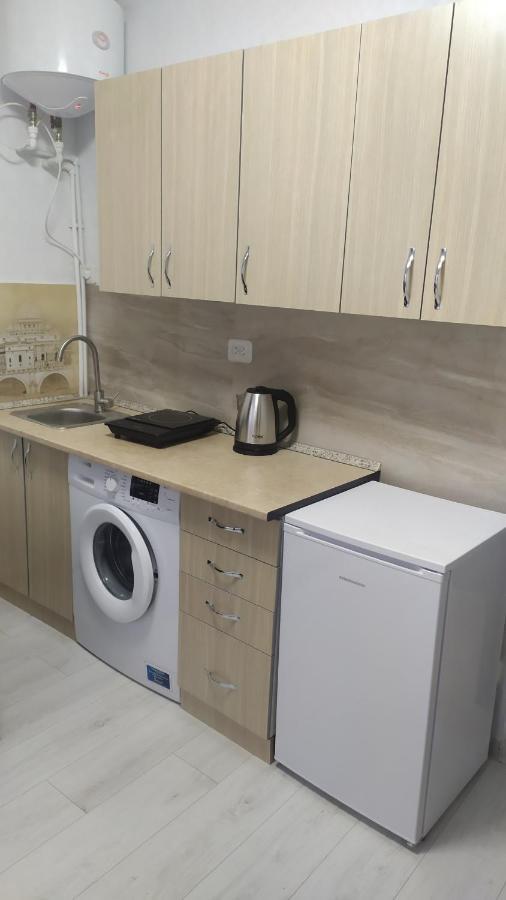 Studio apartment Chisinau Eksteriør bilde